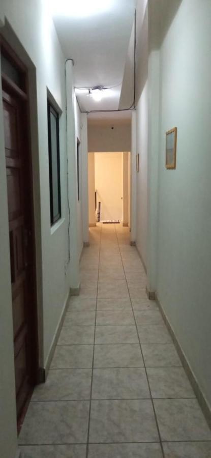 Guest House 通贝斯 外观 照片